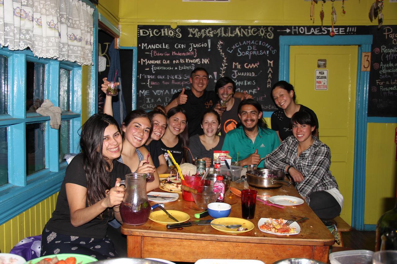 הוסטל פורטו נטאלס Casa Lili Backpackers מראה חיצוני תמונה